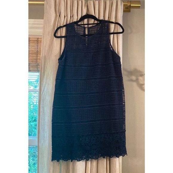 ABERCROMBIE & FITCH Women’s lace Sleeveless Mini Shift Dress in Navy LARGE - Picture 4 of 4